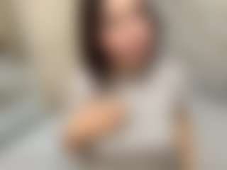 Live cam show with VivianHerdon - Hairy Pussy on AdultVida.com