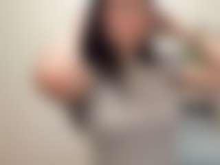 Live cam show with VivianHerdon - Dildo Or Vibrator Granny on Porn Luv