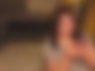 Live cam show with Yuumii-Nevada - Body Massage on Camsoda