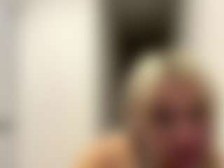 ZenaidaPippert's Live Sex Cam Show