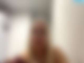 ZenaidaPippert's Live Sex Cam Show