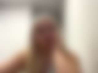 ZenaidaPippert's Live Sex Cam Show