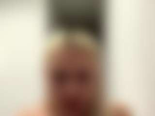 ZenaidaPippert's Live Sex Cam Show