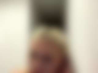 ZenaidaPippert's Live Sex Cam Show