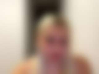 ZenaidaPippert's Live Sex Cam Show