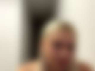 ZenaidaPippert's Live Sex Cam Show