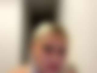ZenaidaPippert's Live Sex Cam Show