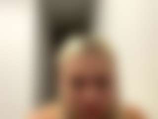 ZenaidaPippert's Live Sex Cam Show