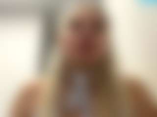 ZenaidaPippert's Live Sex Cam Show