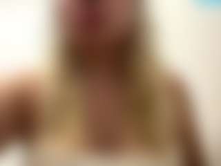 ZenaidaPippert's Live Sex Cam Show