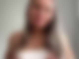 ZenaidaPippert's Live Sex Cam Show