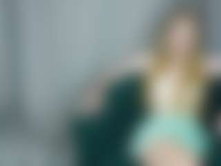 Live cam show with Qiyana - New Petite on https://playwithruby.com