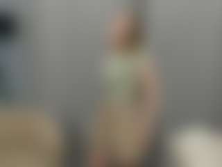 Qiyana's Live Sex Cam Show
