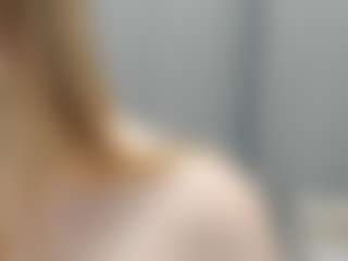Qiyana's Live Sex Cam Show