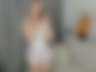 Qiyana's Live Sex Cam Show