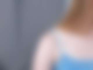 Live cam show with Qiyana - Upskirt on StripNow