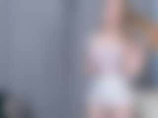 Live cam show with Qiyana - Green Eyes on livesuperchat.net