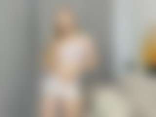 Live cam show with Qiyana - Green Eyes on Camsoda