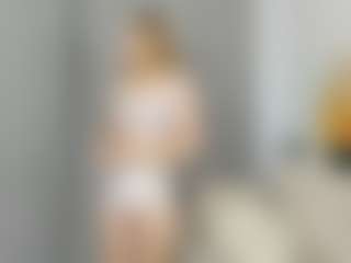 Qiyana's Live Sex Cam Show