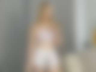Qiyana's Live Sex Cam Show