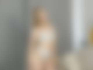 Qiyana's Live Sex Cam Show