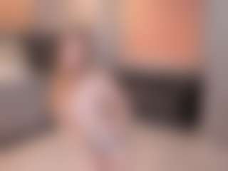 Live cam show with Qiyana - Body Massage on LiveSexCams6