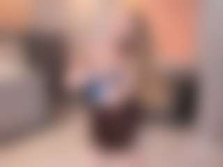 Spettacolo in cam dal vivo con Qiyana - Bikini su Camsoda