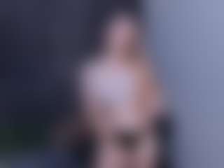 Qiyana's Live Sex Cam Show