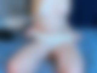Qiyana's Live Sex Cam Show