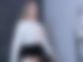 Live cam show with Qiyana - Striptease on Milfs Live