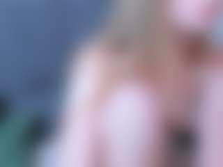 Qiyana's Live Sex Cam Show