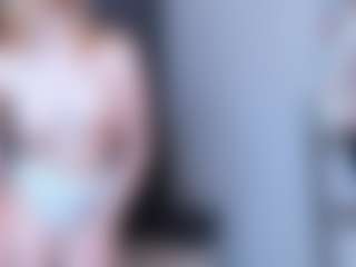 Live cam show with Qiyana - Blonde Hair Petite on Camsoda Late Night