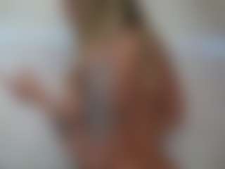 Live cam show with BrandyRave - Smoking on Milfs Live