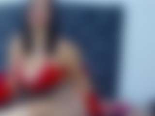Live cam show with CamilaDante - New Toys on camgirlchat.live
