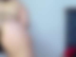 Live cam show with CamilaDante - Cuckold on luckytryst.com