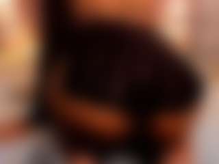 Live cam show with Danna-eboni - Ebony Petite on Camsoda Late Night