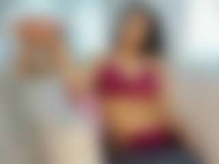Live cam show with DulceeCielo - Young Adult on MyBangCams