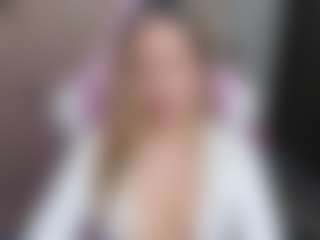 ematayy24's Live Sex Cam Show