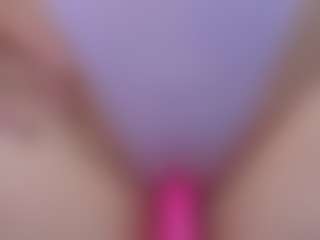 Emma-Devill's Live Sex Cam Show