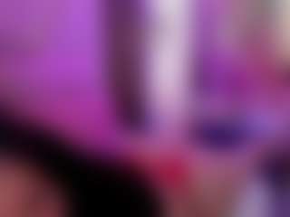 juliabonnie MILF webcam performer live streaming