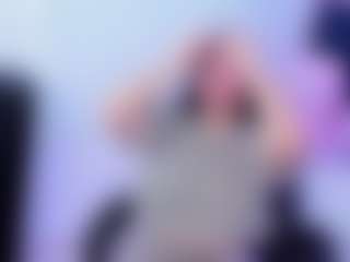 Live cam show with juliabonnie - New Toys on boobsie.com