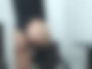 Live cam show with kalyth - Tease on Camsoda