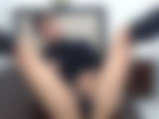 Live cam show with kalyth - Nipple Piercings on Cam Slut