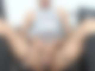 Live cam show with kalyth - Nipple Piercings on Big Tits