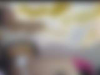 Live cam show with KendallSexxy - Tease on livesuperchat.net