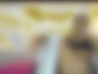 Live cam show with KendallSexxy - No Smoking on Mixed Magazine Live