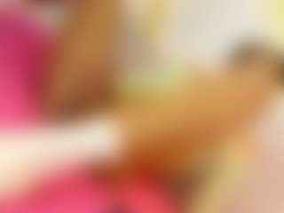 Live cam show with KendallSexxy - Black Hair on Camsoda