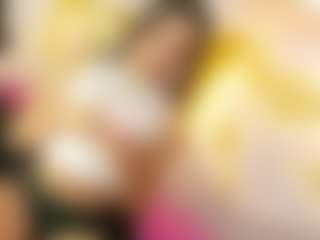 Live cam show with KendallSexxy - Tease on Camsoda