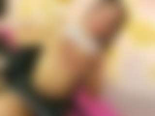 Live cam show with KendallSexxy - White on Camsoda | colombia
