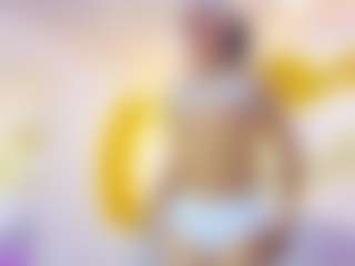 Live cam show with KendallSexxy - Chubby on friskycurves.com